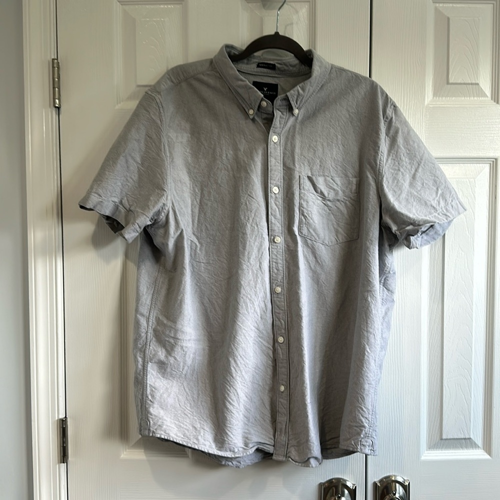 EUC Mens American Eagle “Seriously Soft” Grey Short Sleeve Button Down Shirt XXL